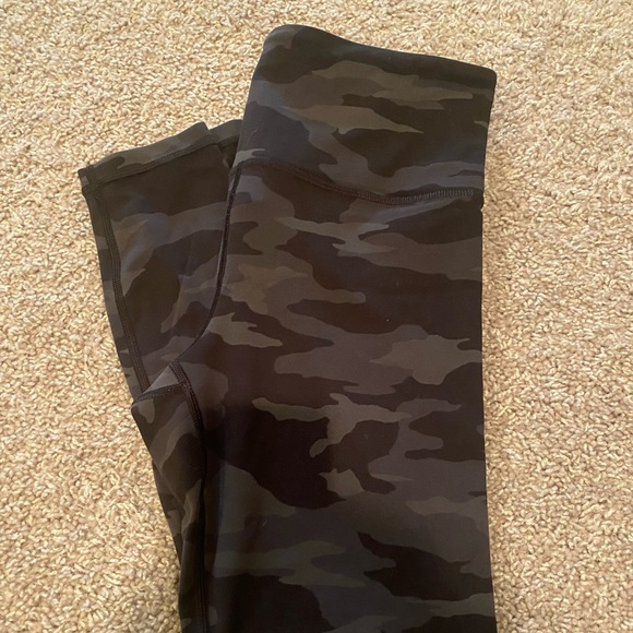 Athleta Size Small Camo Bundle - Picture 4 of 6